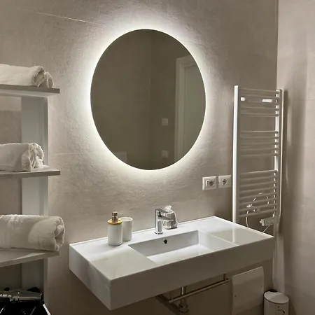 Apartment Dimora 281 *